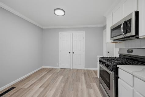 204 N Holly Avenue Sherman TX 75092