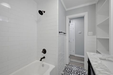 204 N Holly Avenue Sherman TX 75092