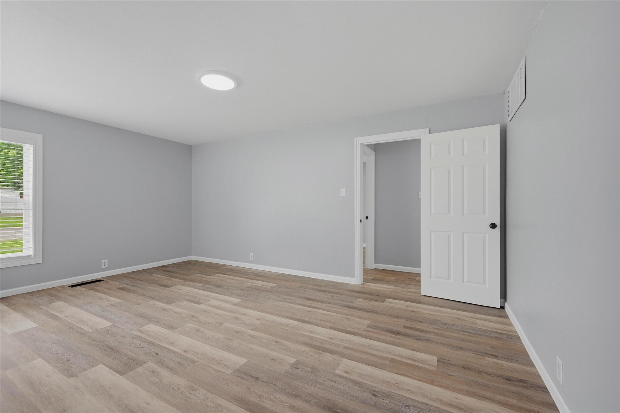 204 N Holly Avenue Sherman TX 75092