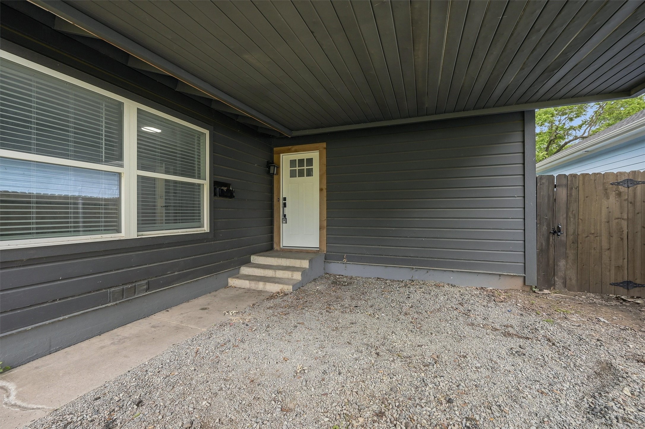 204 N Holly Avenue Sherman TX 75092