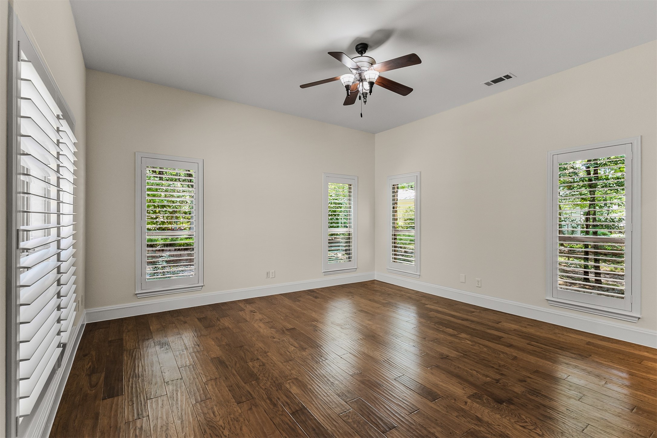 950 Garnet Cove Oak Point TX 75068