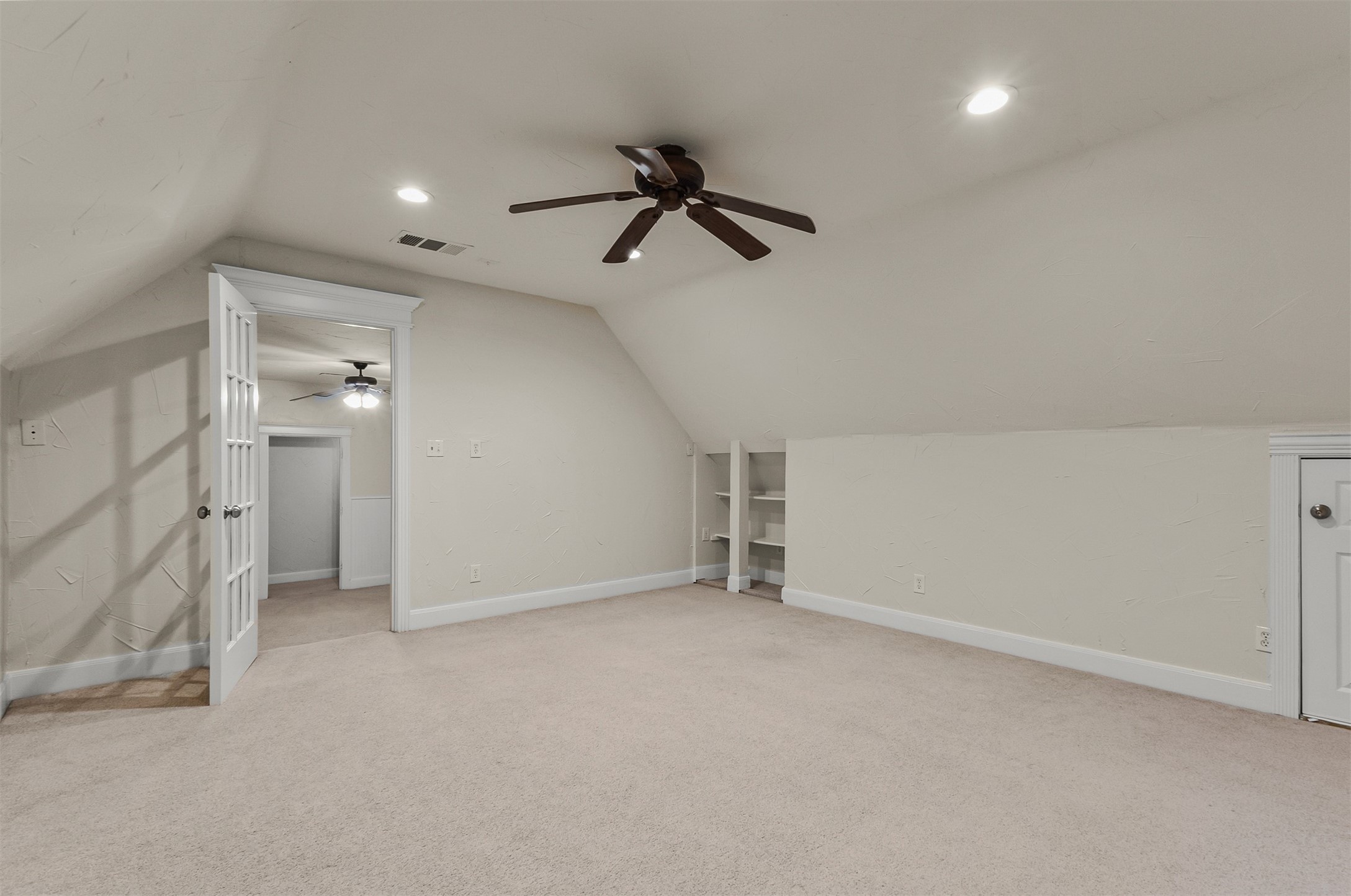 950 Garnet Cove Oak Point TX 75068