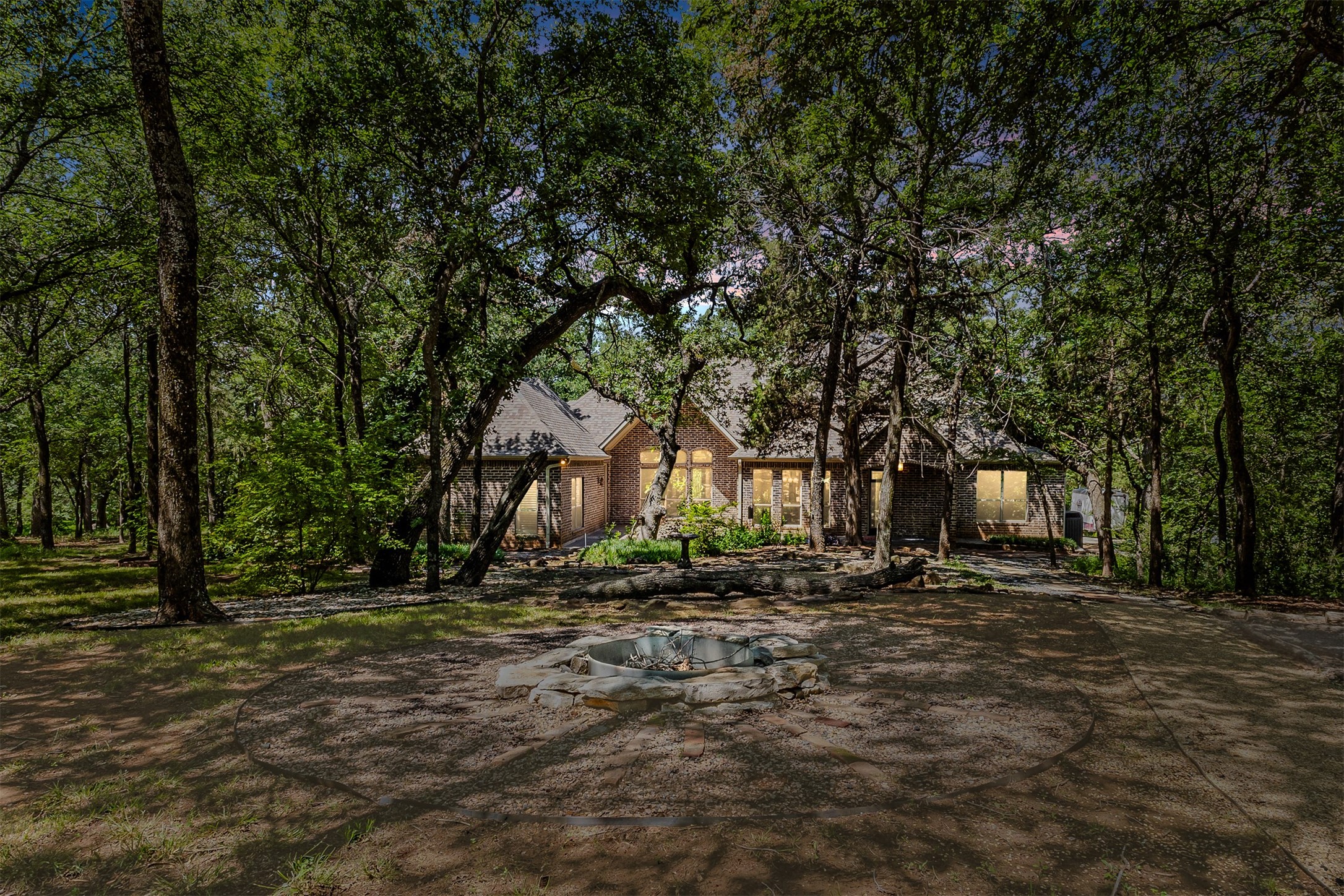 950 Garnet Cove Oak Point TX 75068