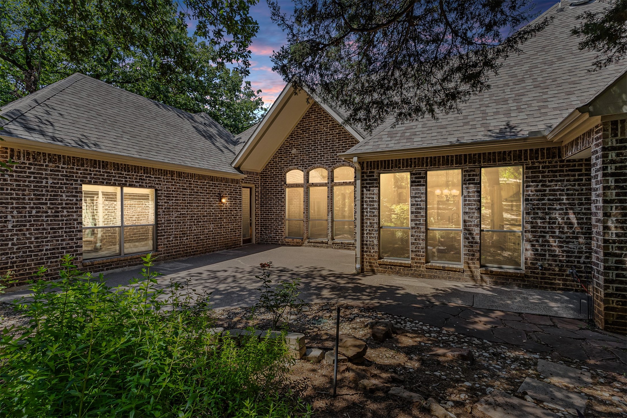 950 Garnet Cove Oak Point TX 75068