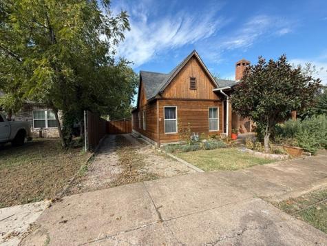 118 N Harrison Avenue Sherman TX 75090