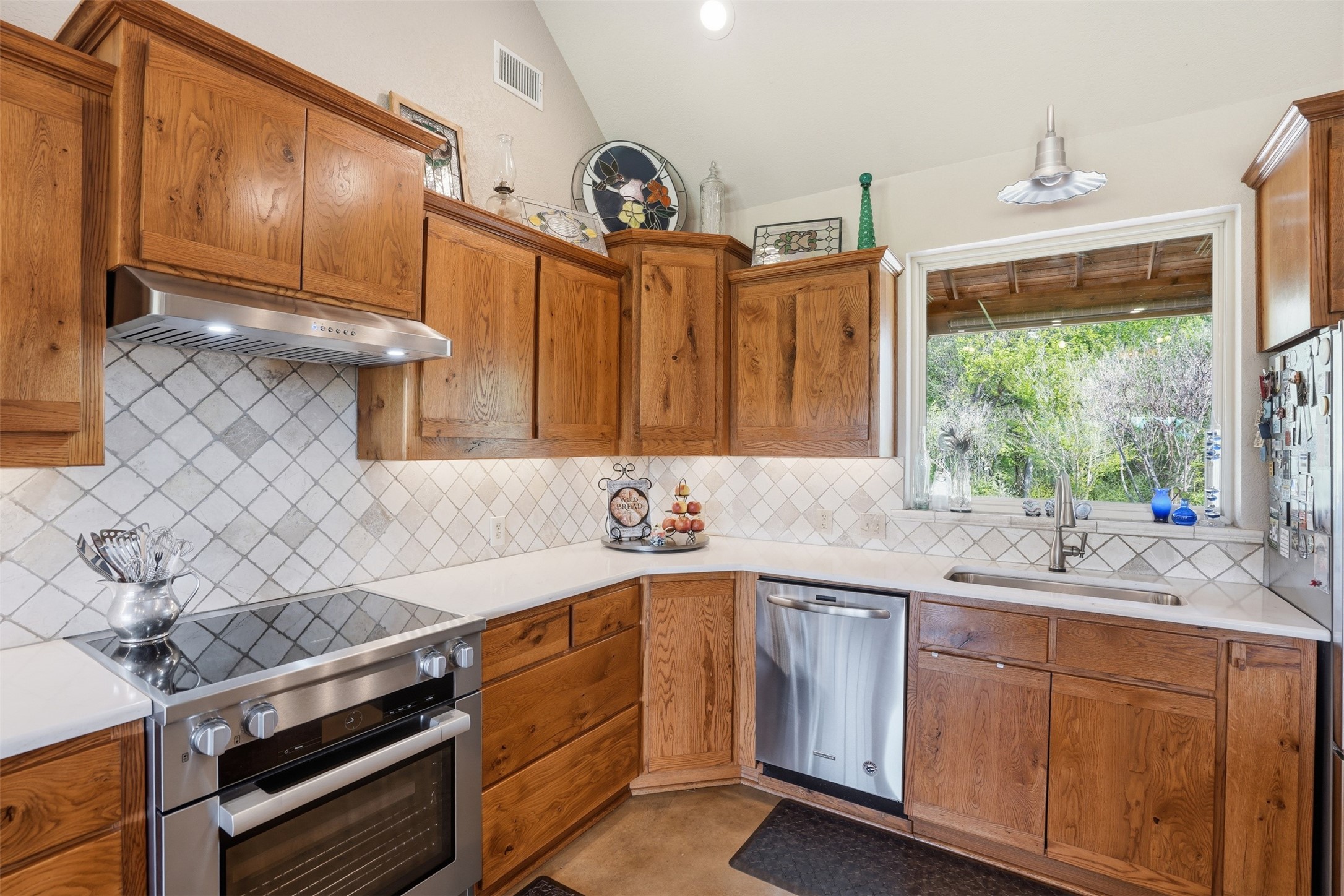 825 Benavides Lane Mineral Wells TX 76067