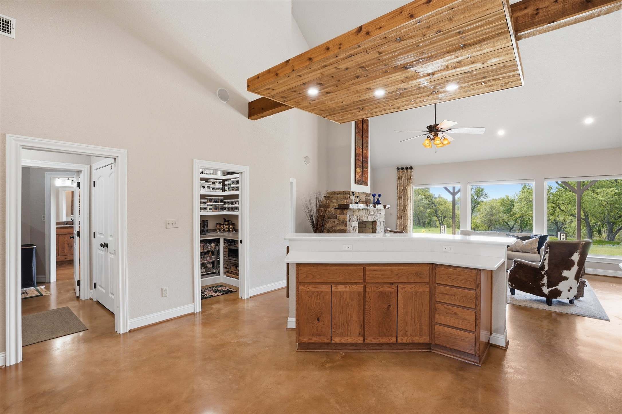 825 Benavides Lane Mineral Wells TX 76067