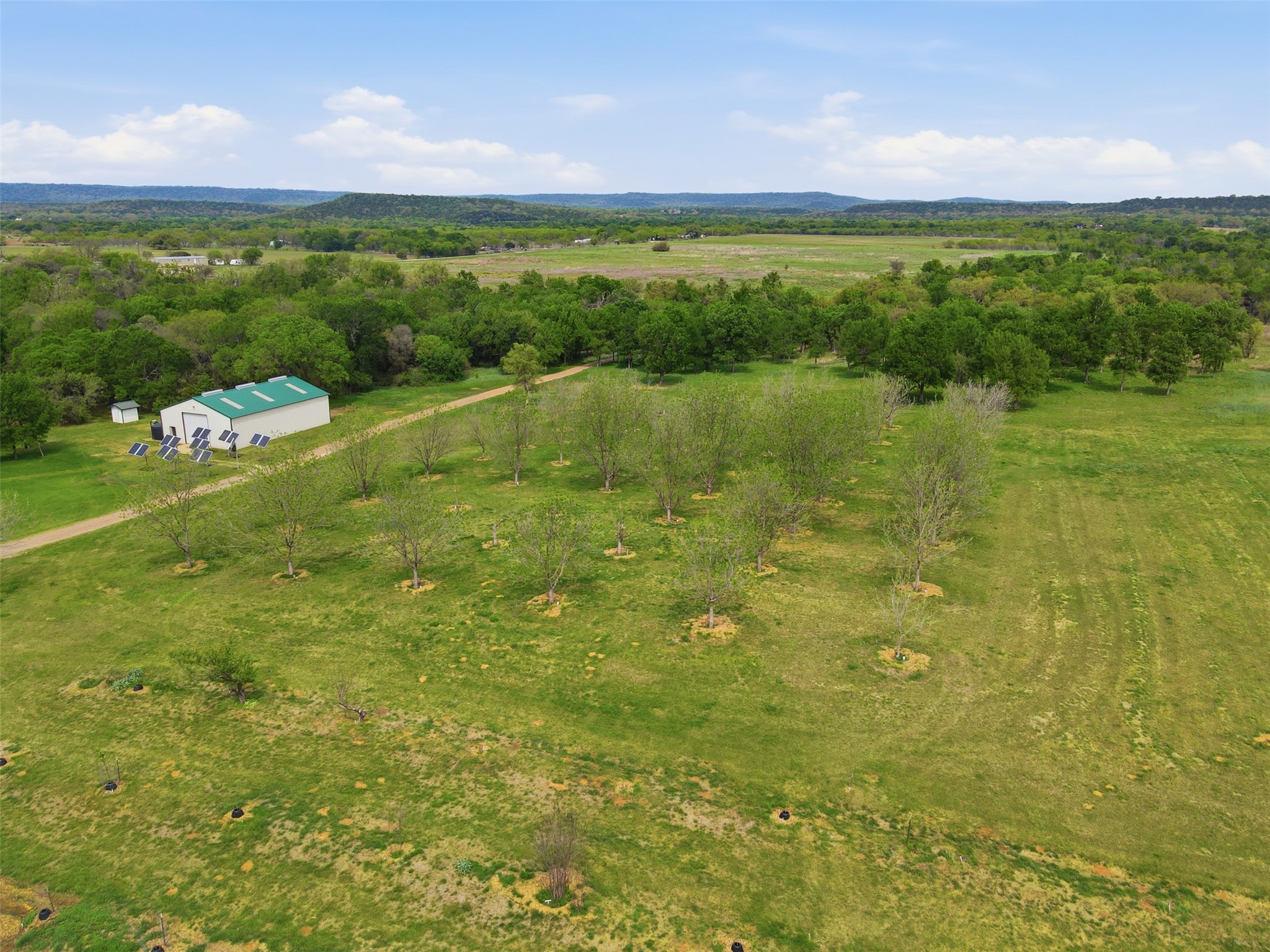 825 Benavides Lane Mineral Wells TX 76067