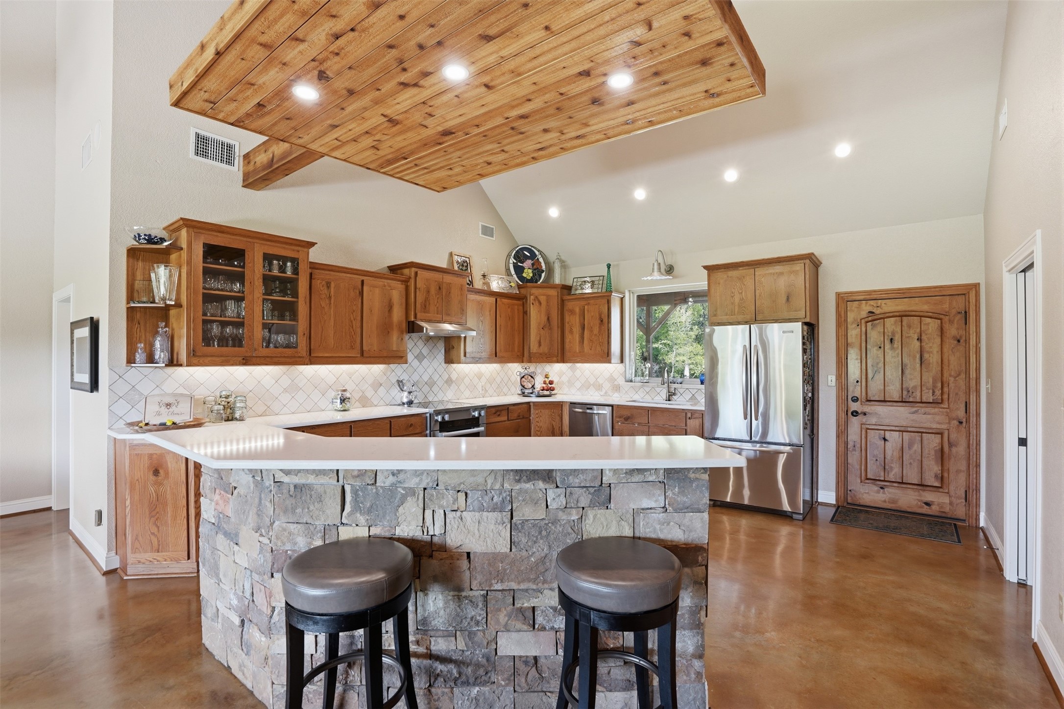825 Benavides Lane Mineral Wells TX 76067