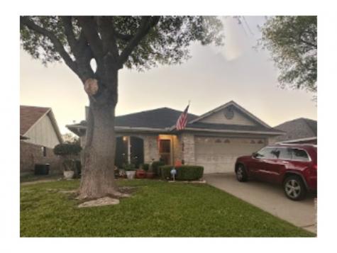 4913 Colonial Park Drive Haltom City TX 76117