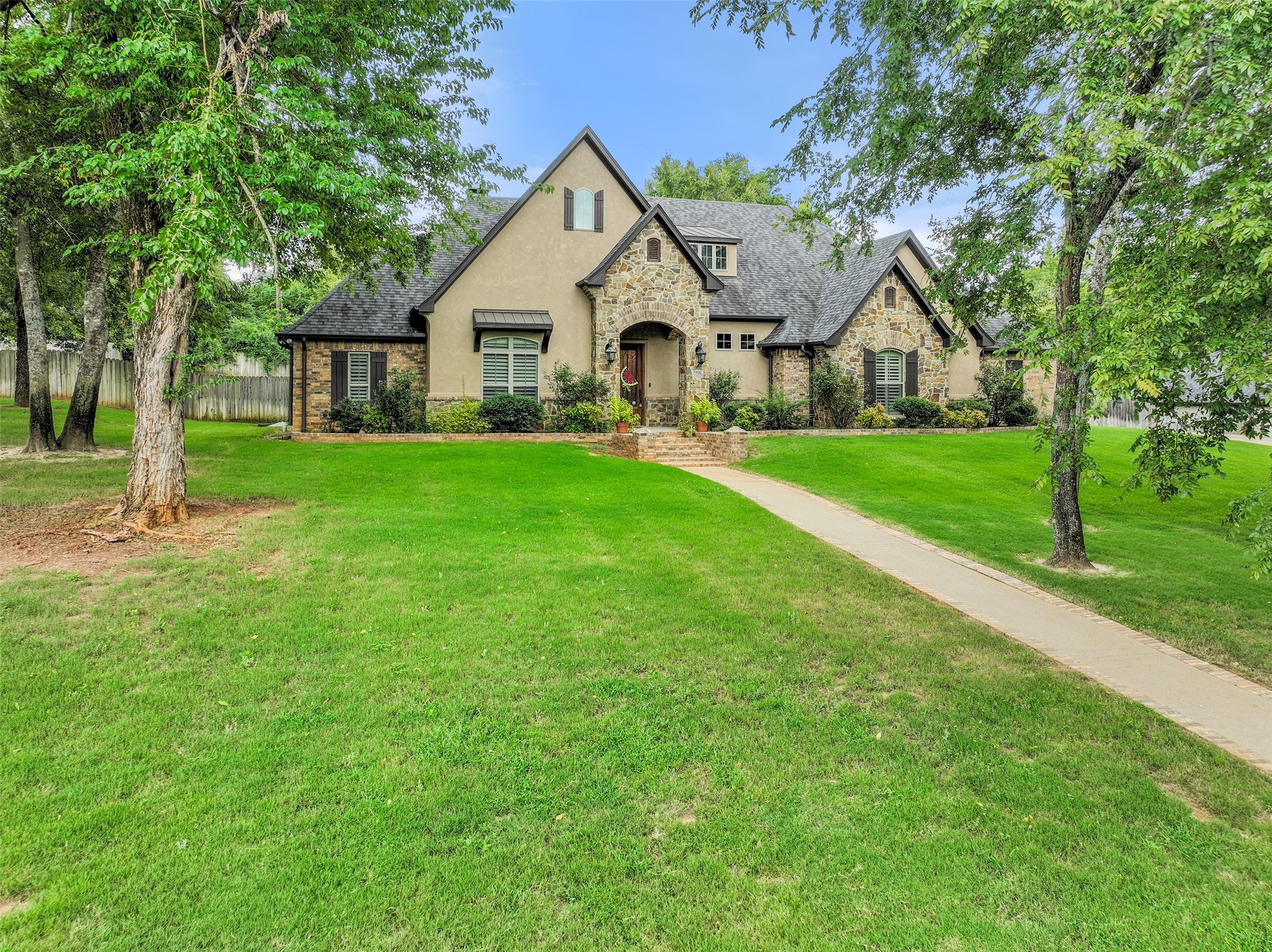 469 Oak Grove Way Bullard TX 75757