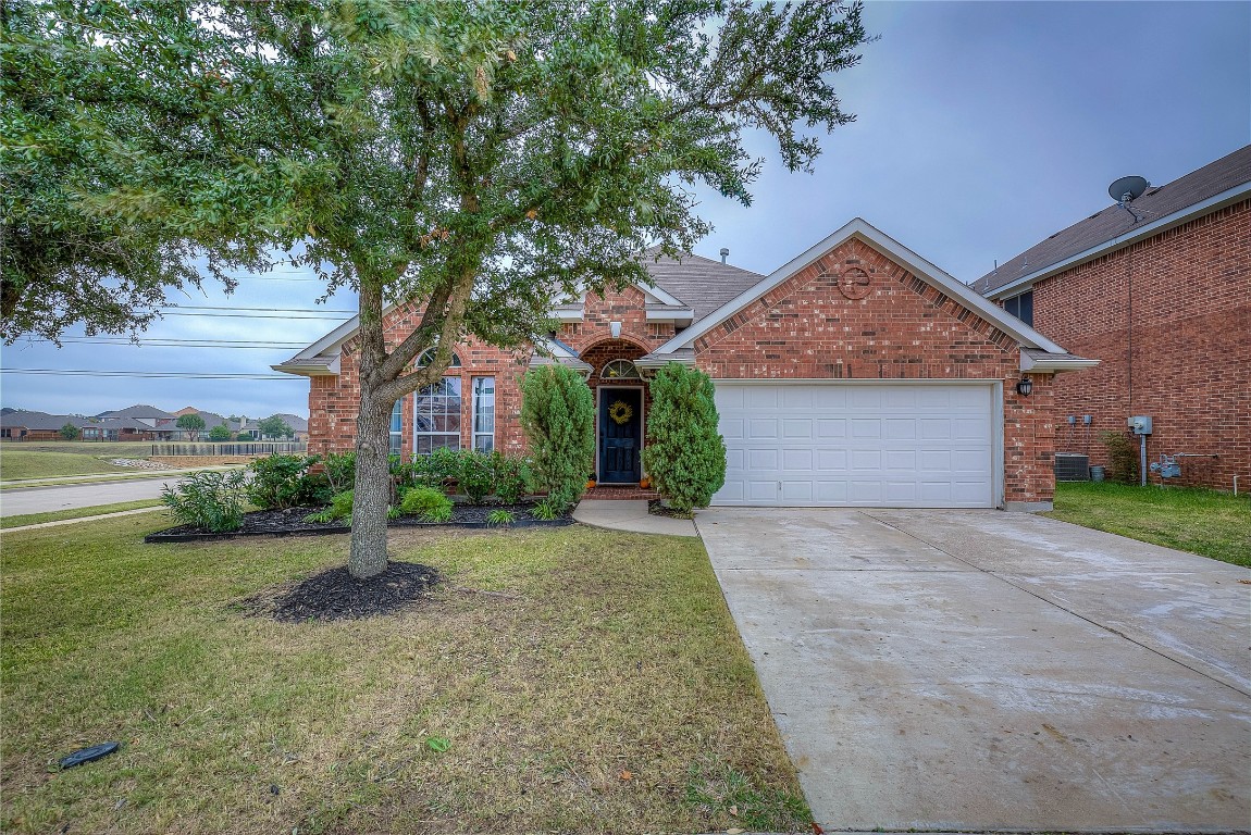 3103 Guadaloupe Grand Prairie TX 75054