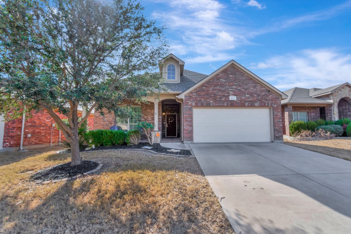 409 Branding Iron Trail Fort Worth TX 76131