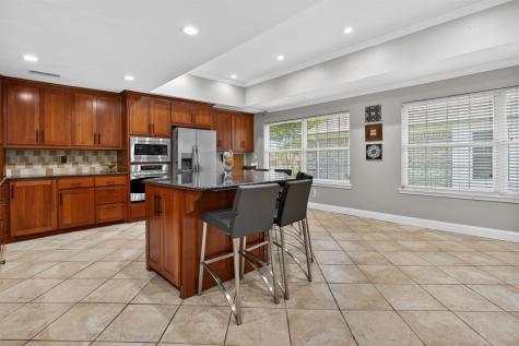 1618 Crosshaven Drive Lewisville TX 75077