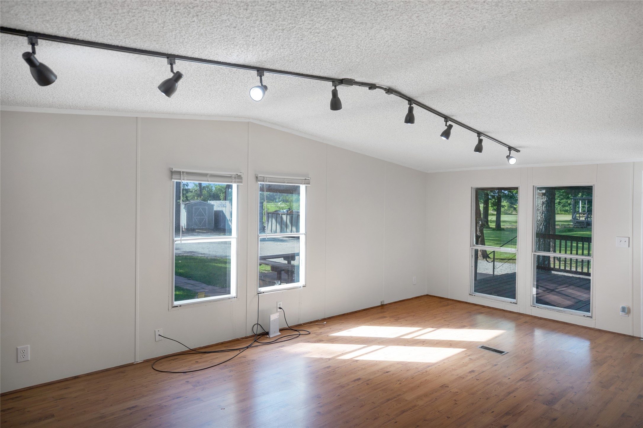 188 County Road 1541 Alba TX 75410