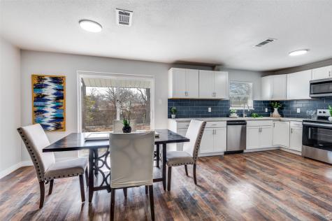 2314 Gilbert Circle Arlington TX 76010