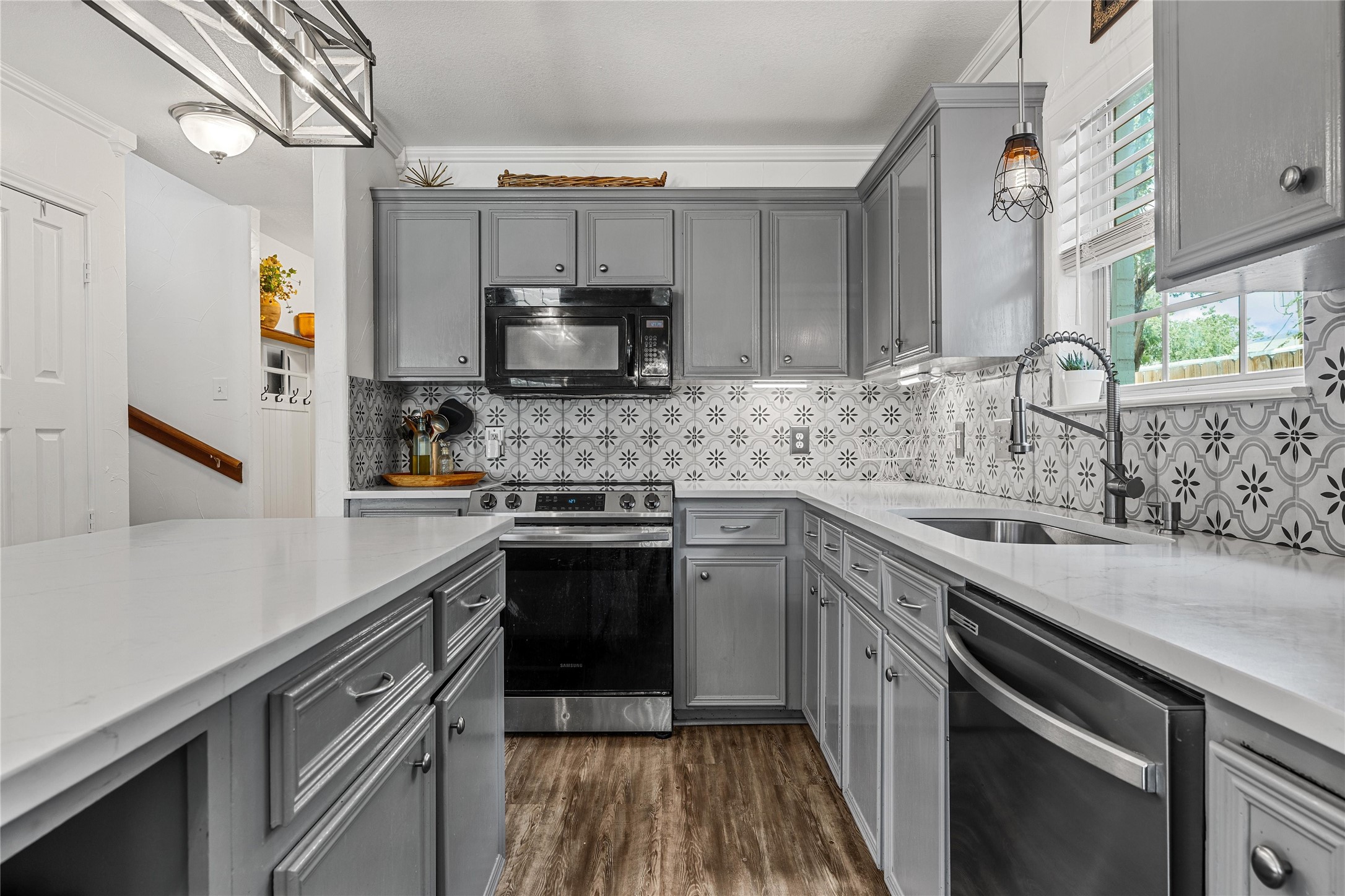 1231 Bagby Avenue Waco TX 76706