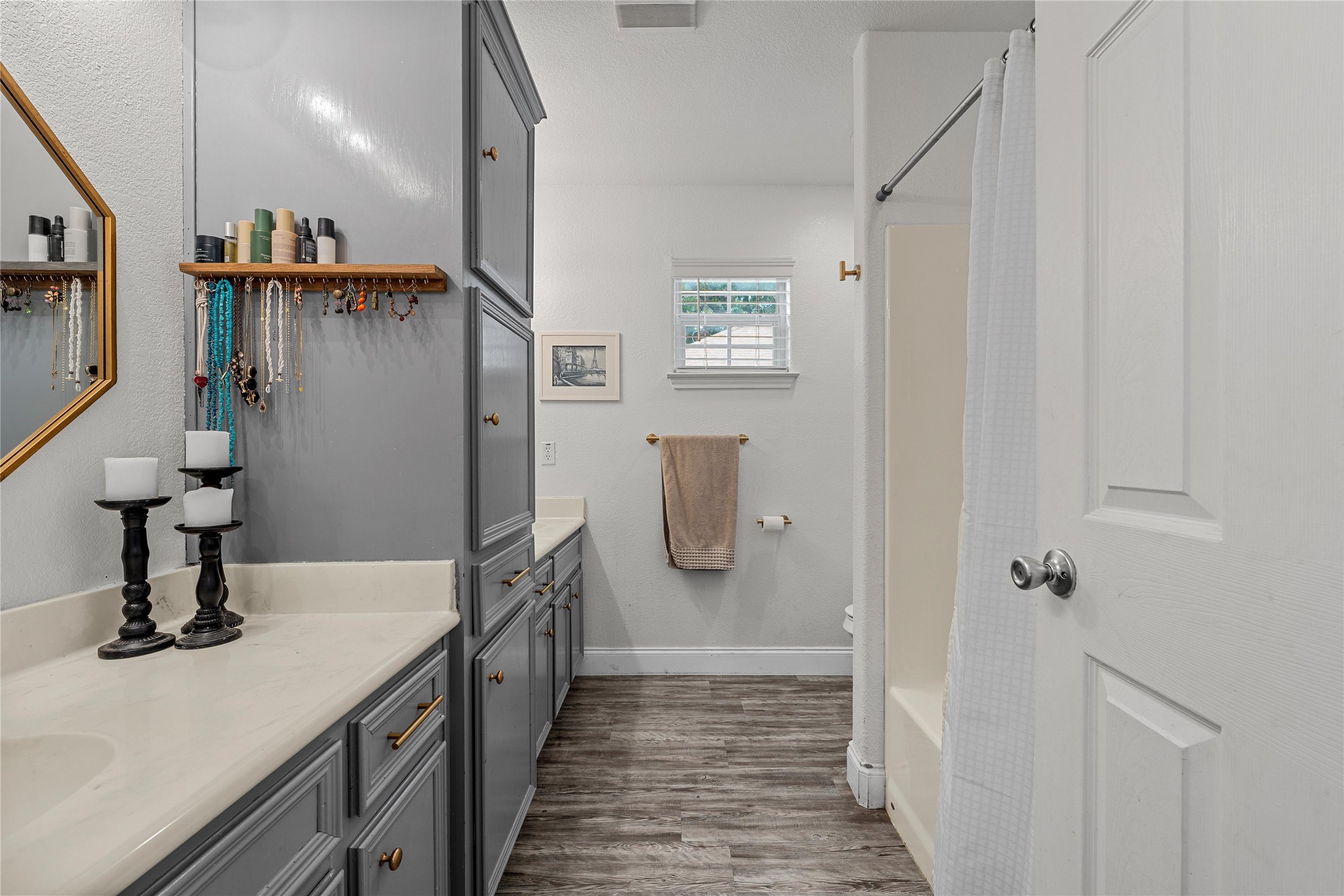 1231 Bagby Avenue Waco TX 76706