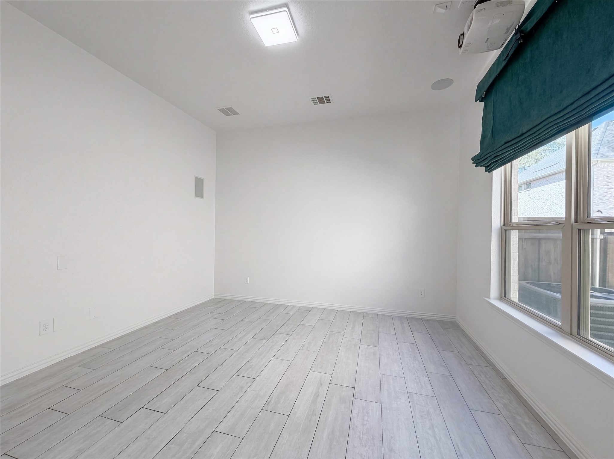 404 W 6th Street Irving TX 75060