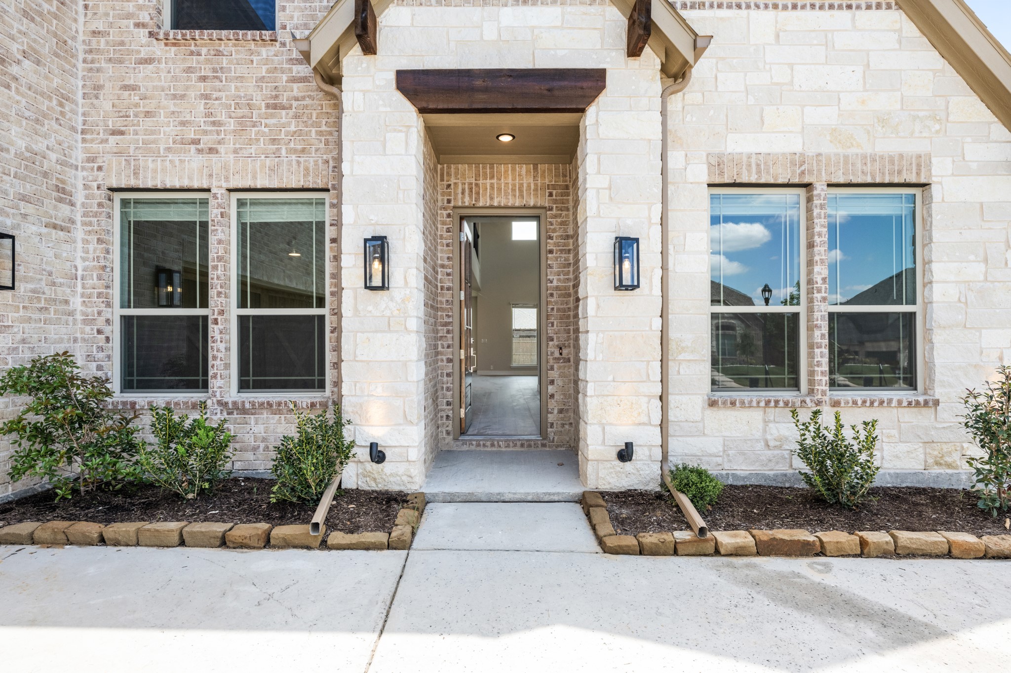 5230 Rutherford Drive Midlothian TX 76065