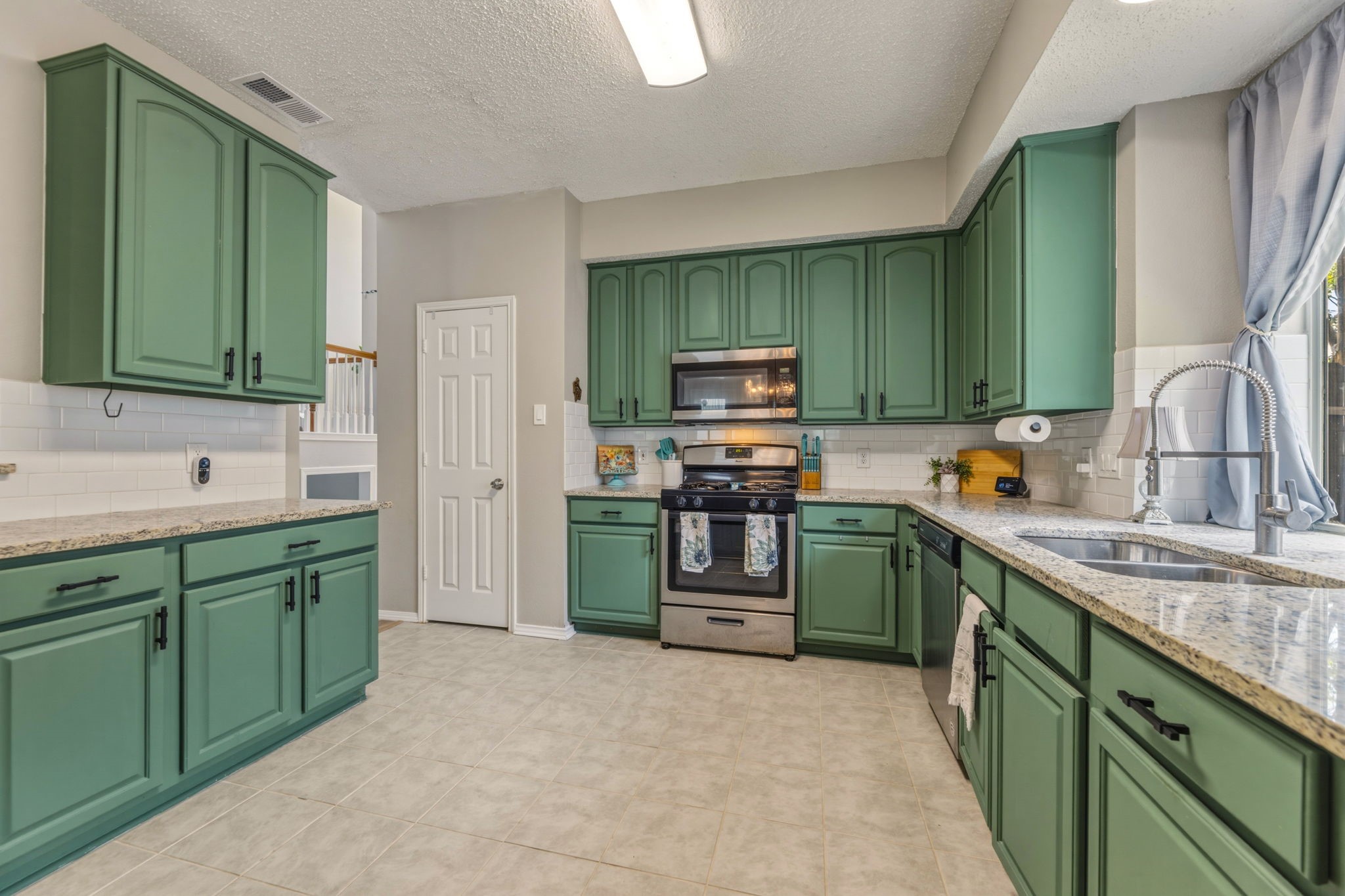 3709 Saint Johns Drive Denton TX 76210