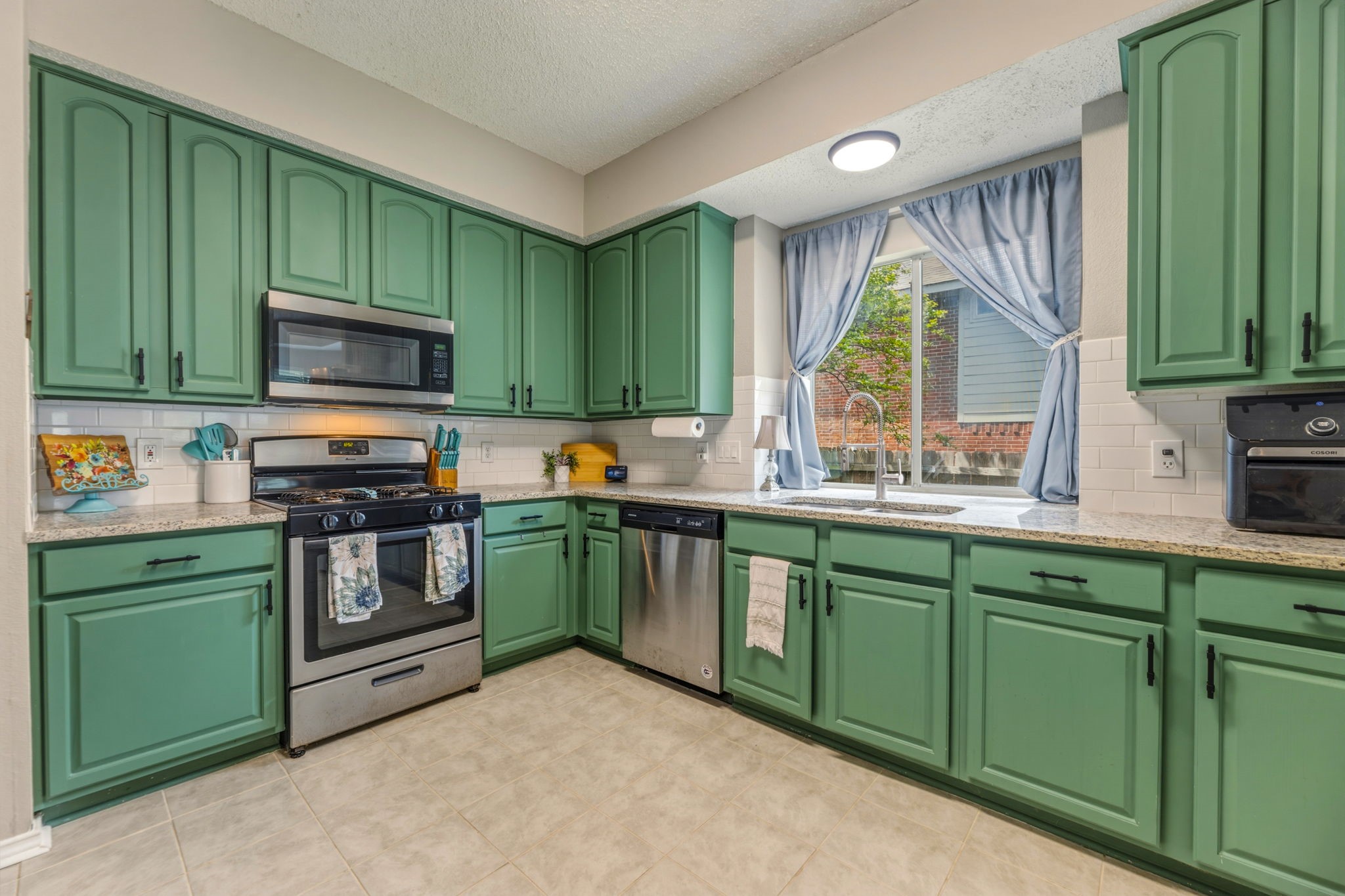 3709 Saint Johns Drive Denton TX 76210