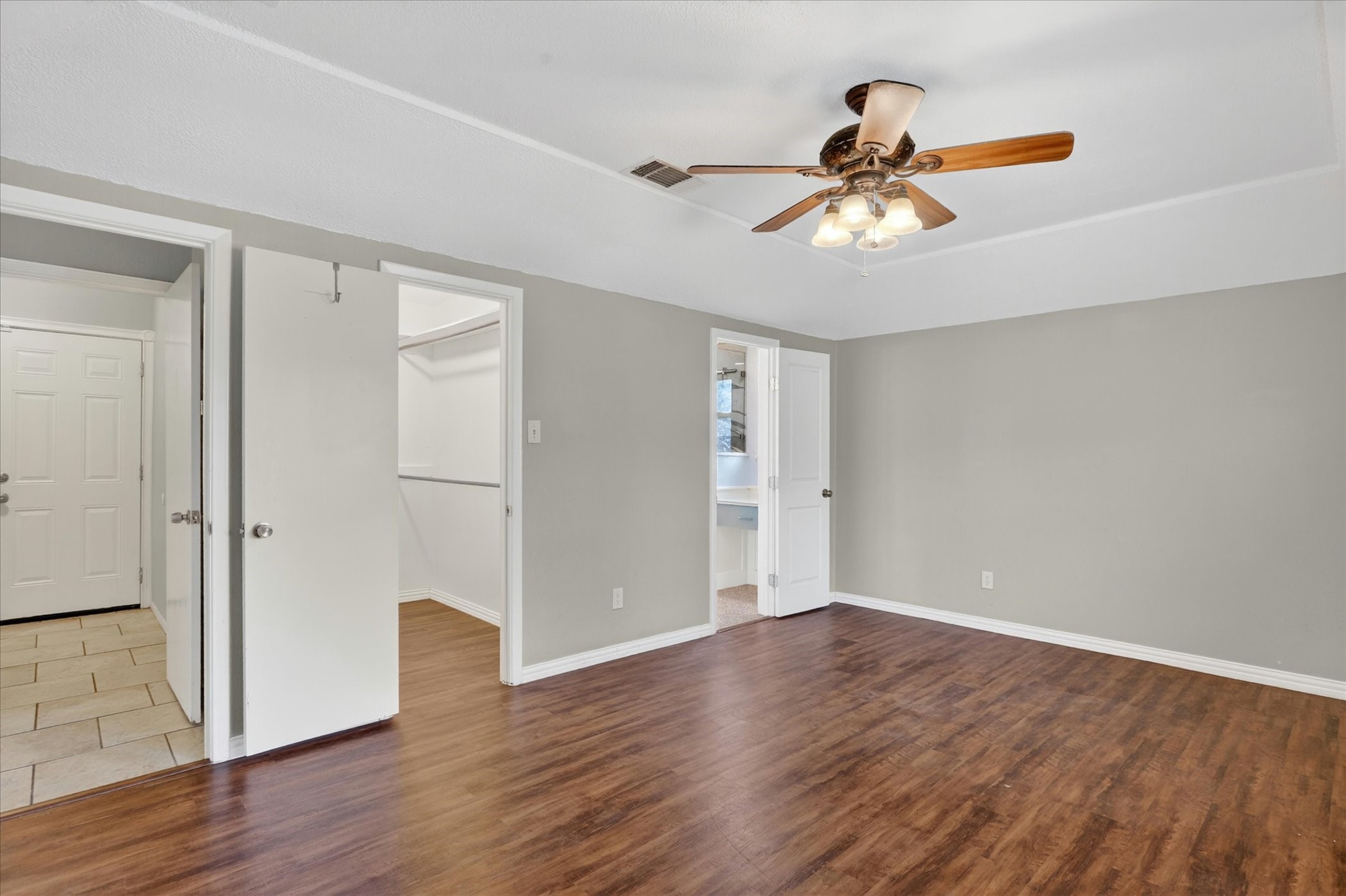 4301 Jester Court North Richland Hills TX 76180