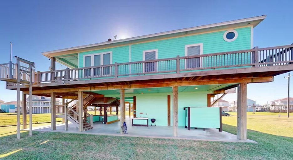 922 Palmridge Drive Port Bolivar TX 77650