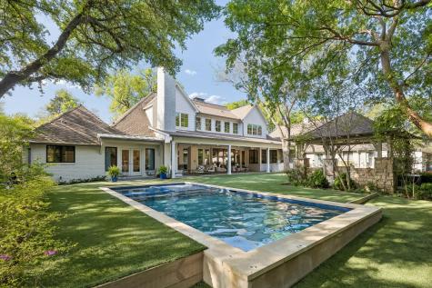 6717 Meadow Lake Avenue Dallas TX 75214