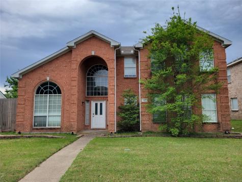 808 Longleaf Drive Desoto TX 75115