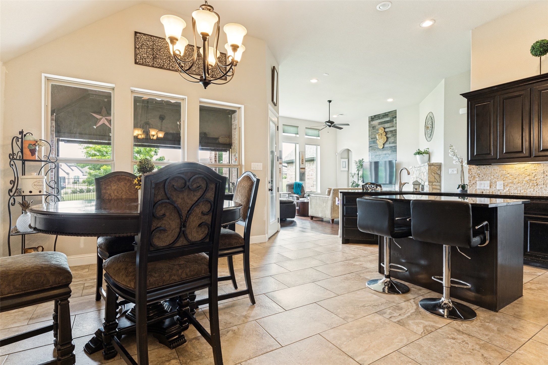 1221 Yosemite Way Burleson TX 76028