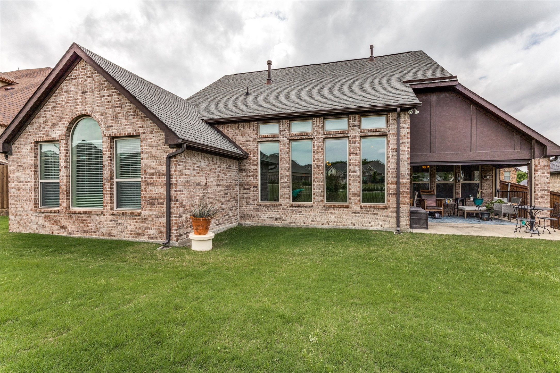 1221 Yosemite Way Burleson TX 76028