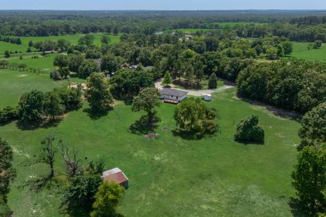 8804 County Road 3816 Athens TX 75752