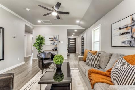 614 Ezekial Avenue Dallas TX 75217