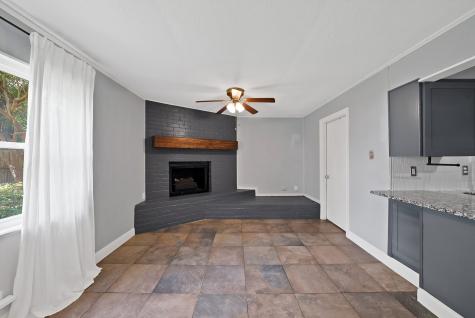 1510 Ravenwood Drive Arlington TX 76013