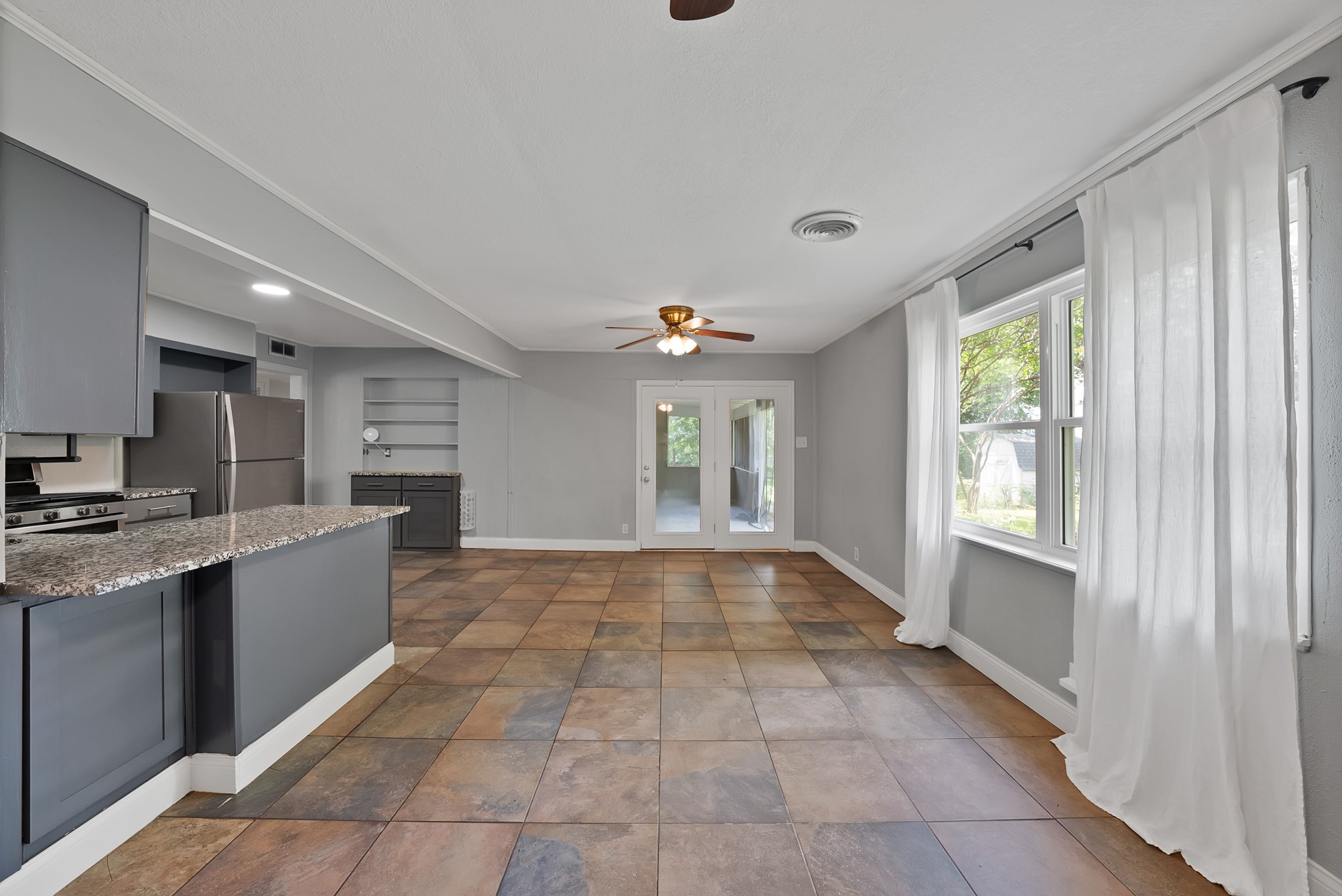 1510 Ravenwood Drive Arlington TX 76013