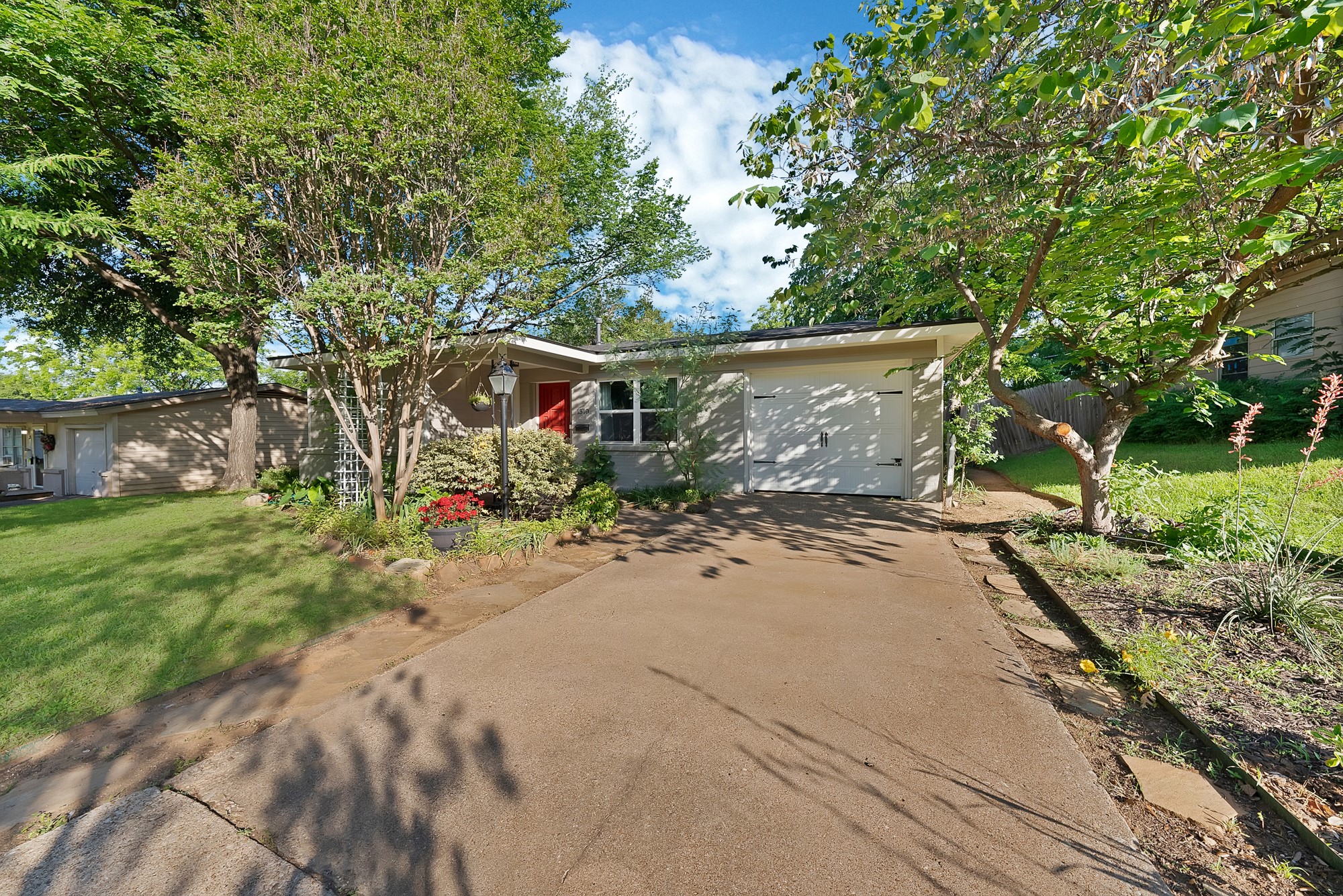 1510 Ravenwood Drive Arlington TX 76013