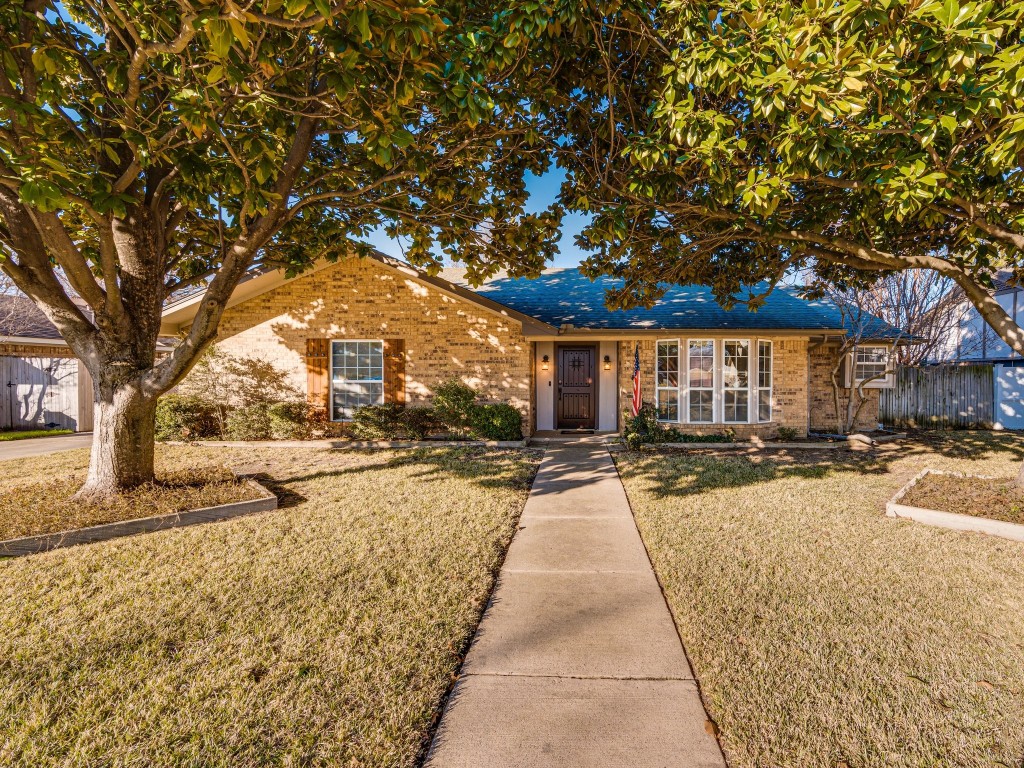 4702 Lake Park Drive Arlington TX 76016