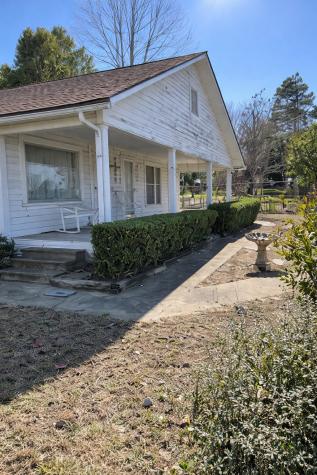 115 N Adkisson Lane Jewett TX 75846
