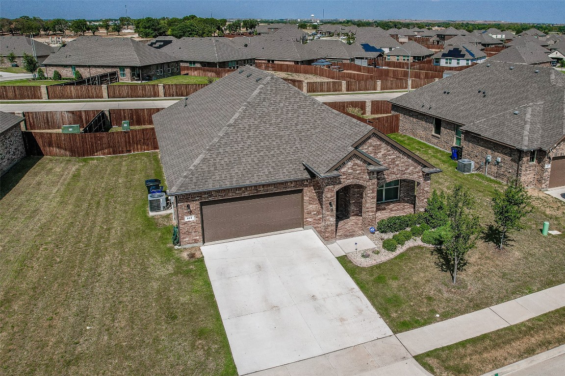 305 Smart Strike Court Granbury TX 76049