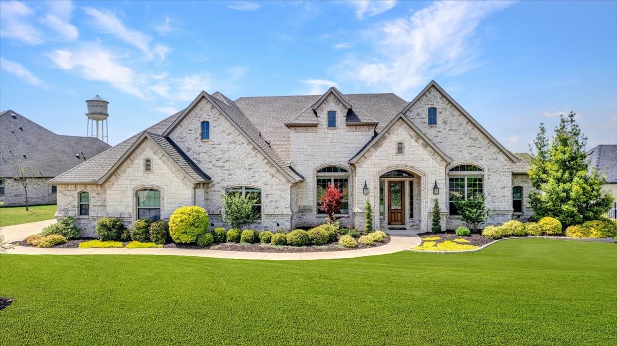 612 Maggie Trail Lucas TX 75002