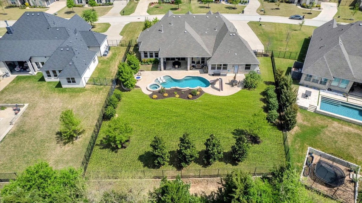 612 Maggie Trail Lucas TX 75002
