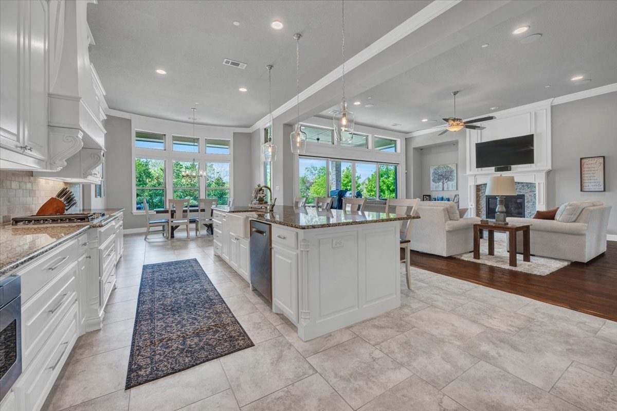 612 Maggie Trail Lucas TX 75002