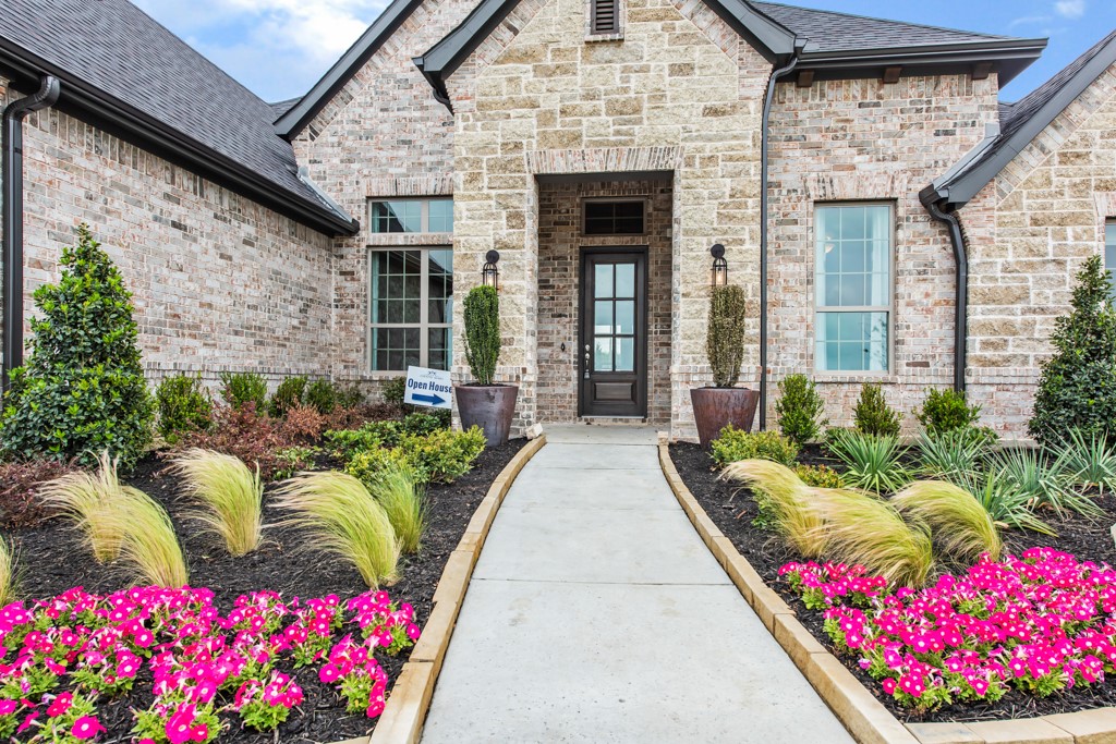 2141 Glenbrook Street Haslet TX 76052