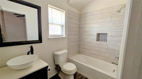 409 Giles Street Mineola TX 75773