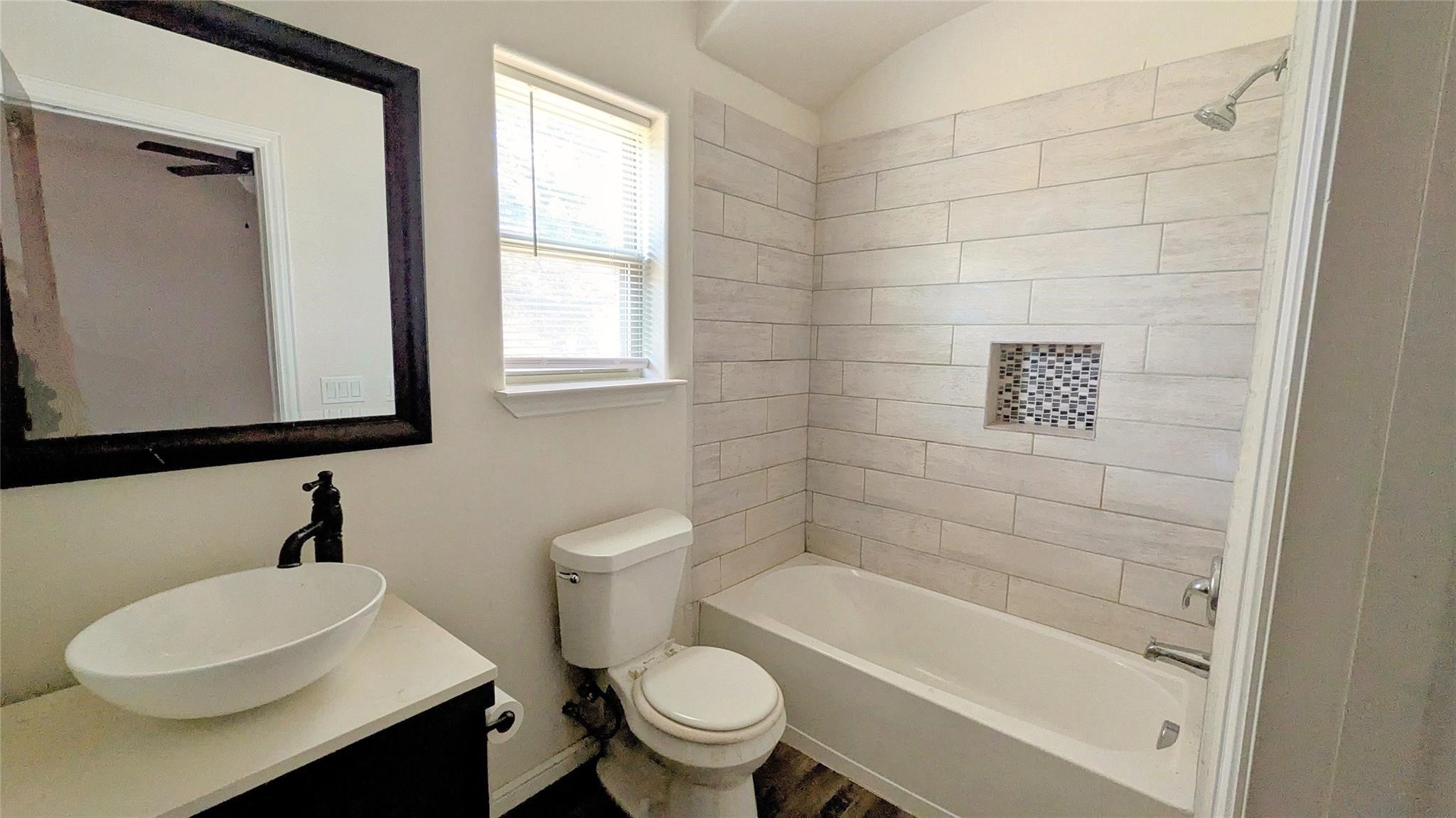 409 Giles Street Mineola TX 75773