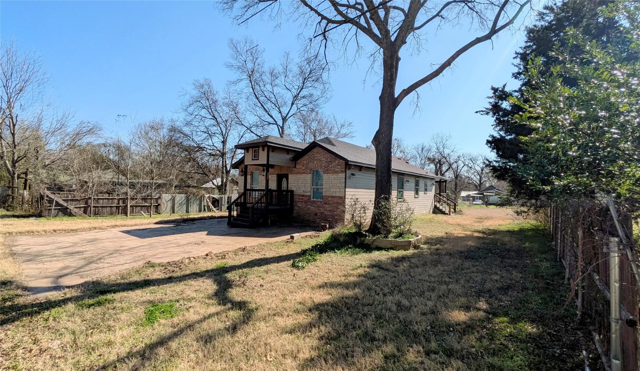 409 Giles Street Mineola TX 75773