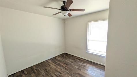 409 Giles Street Mineola TX 75773
