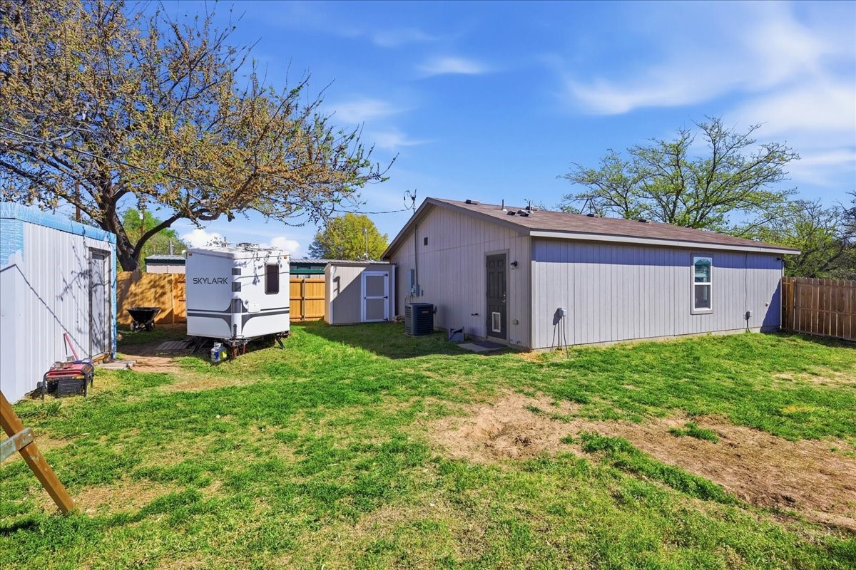 1645 Gale Drive Pelican Bay TX 76020