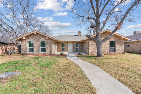 3906 Greenway Drive Garland TX 75041